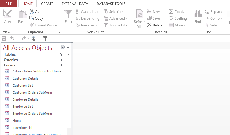 หน้าจอ Microsoft Access จะแสดงรายการของ Object ต่างๆ ใน All Access Object Pane