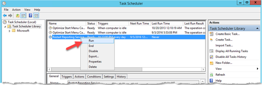 Reporting Service มีสถานะเป็น Stopped 